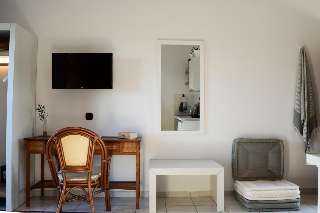 Kanso Rooms Γαλατάς Εξωτερικό φωτογραφία