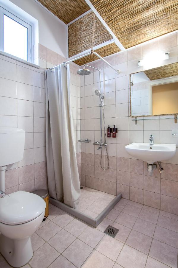 Kanso Rooms Γαλατάς Εξωτερικό φωτογραφία