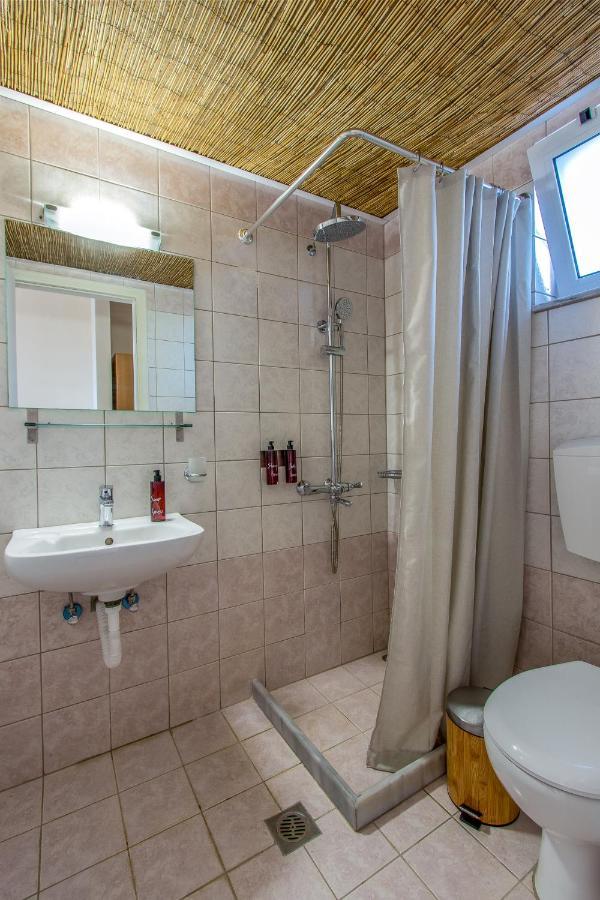 Kanso Rooms Γαλατάς Εξωτερικό φωτογραφία
